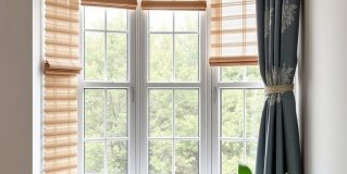 Osłony okienne do okna narożnego: wybór i montaż dopasowany do funkcji i przestrzeni